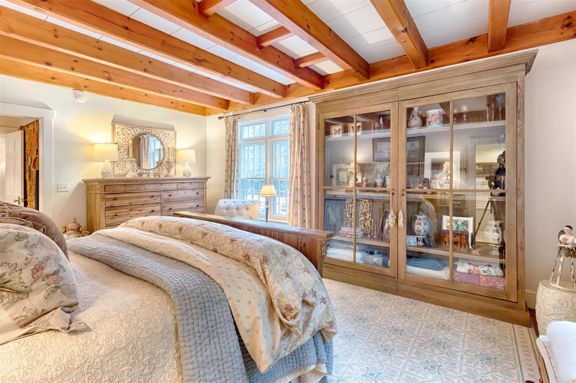 591 Whittier Highway Sandwich NH 03227