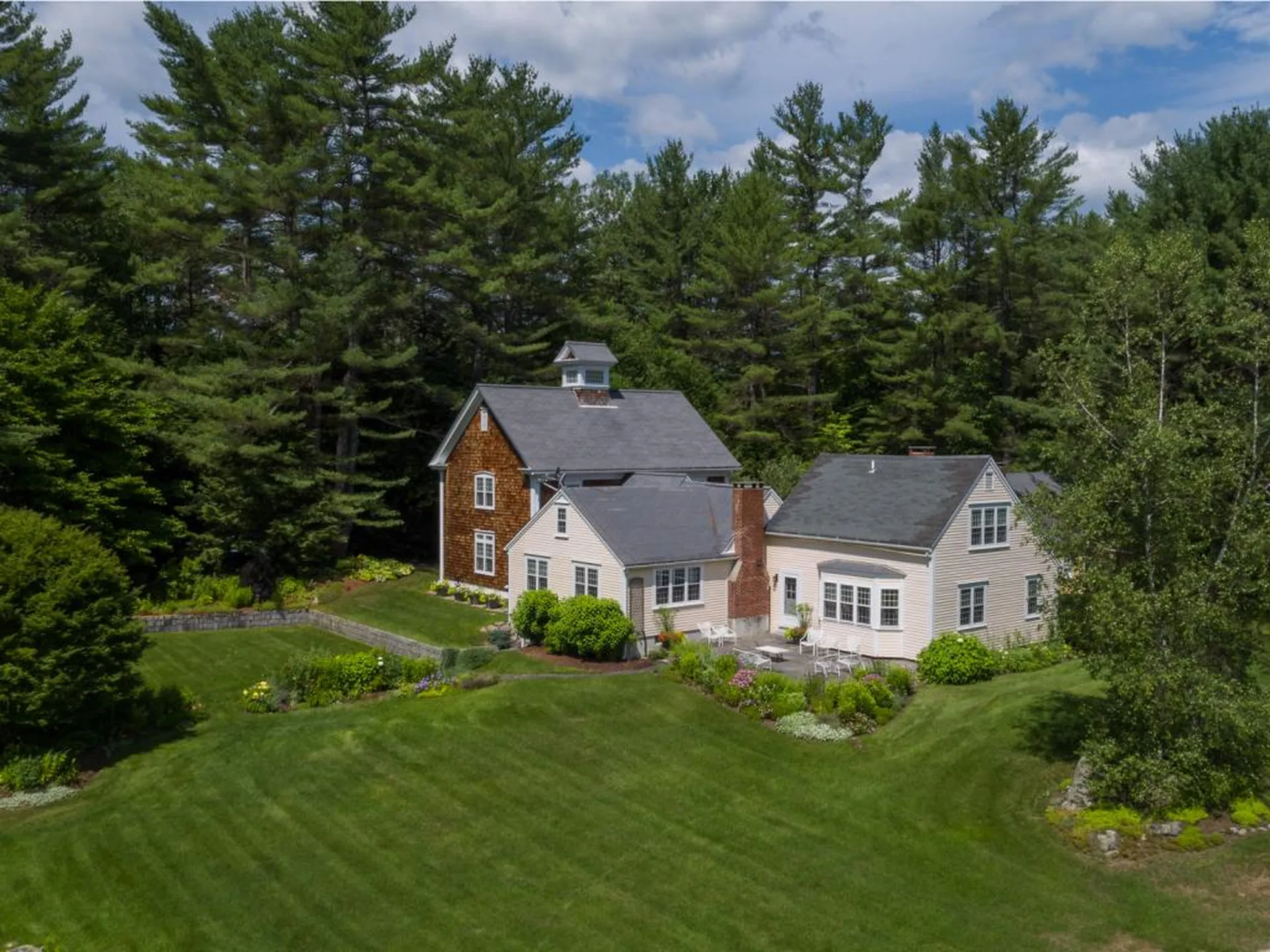 591 Whittier Highway Sandwich NH 03227