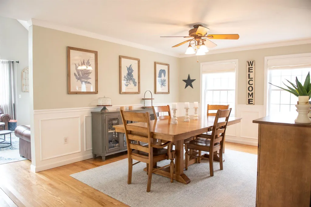 215 Scruton Pond Road Barrington NH 03825