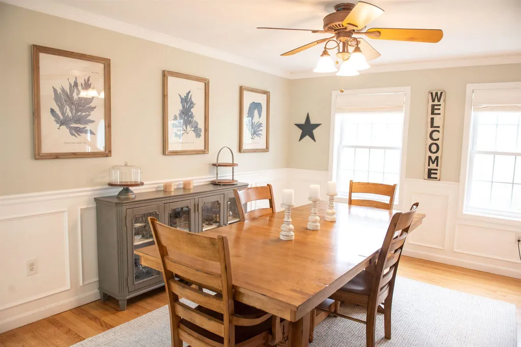 215 Scruton Pond Road Barrington NH 03825