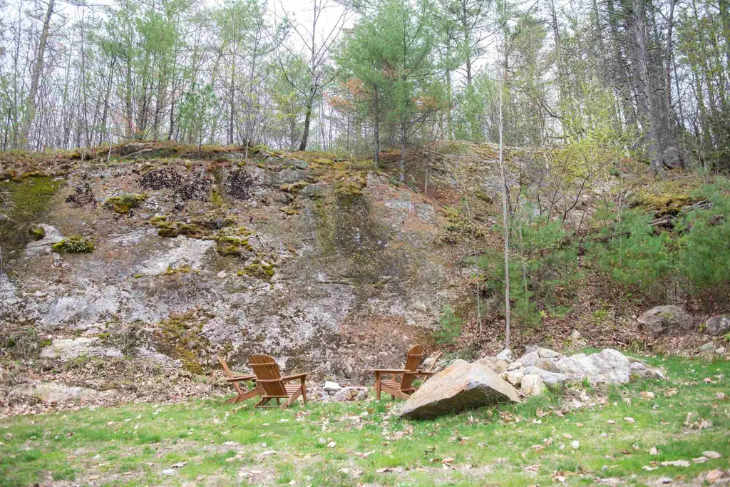 215 Scruton Pond Road Barrington NH 03825