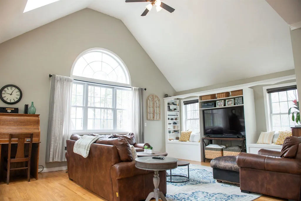 215 Scruton Pond Road Barrington NH 03825