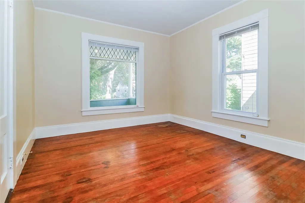 27 Holly Street Concord NH 03301