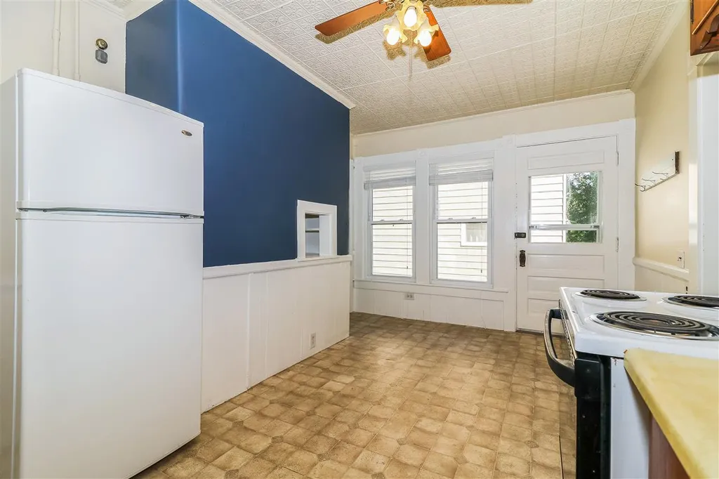 27 Holly Street Concord NH 03301