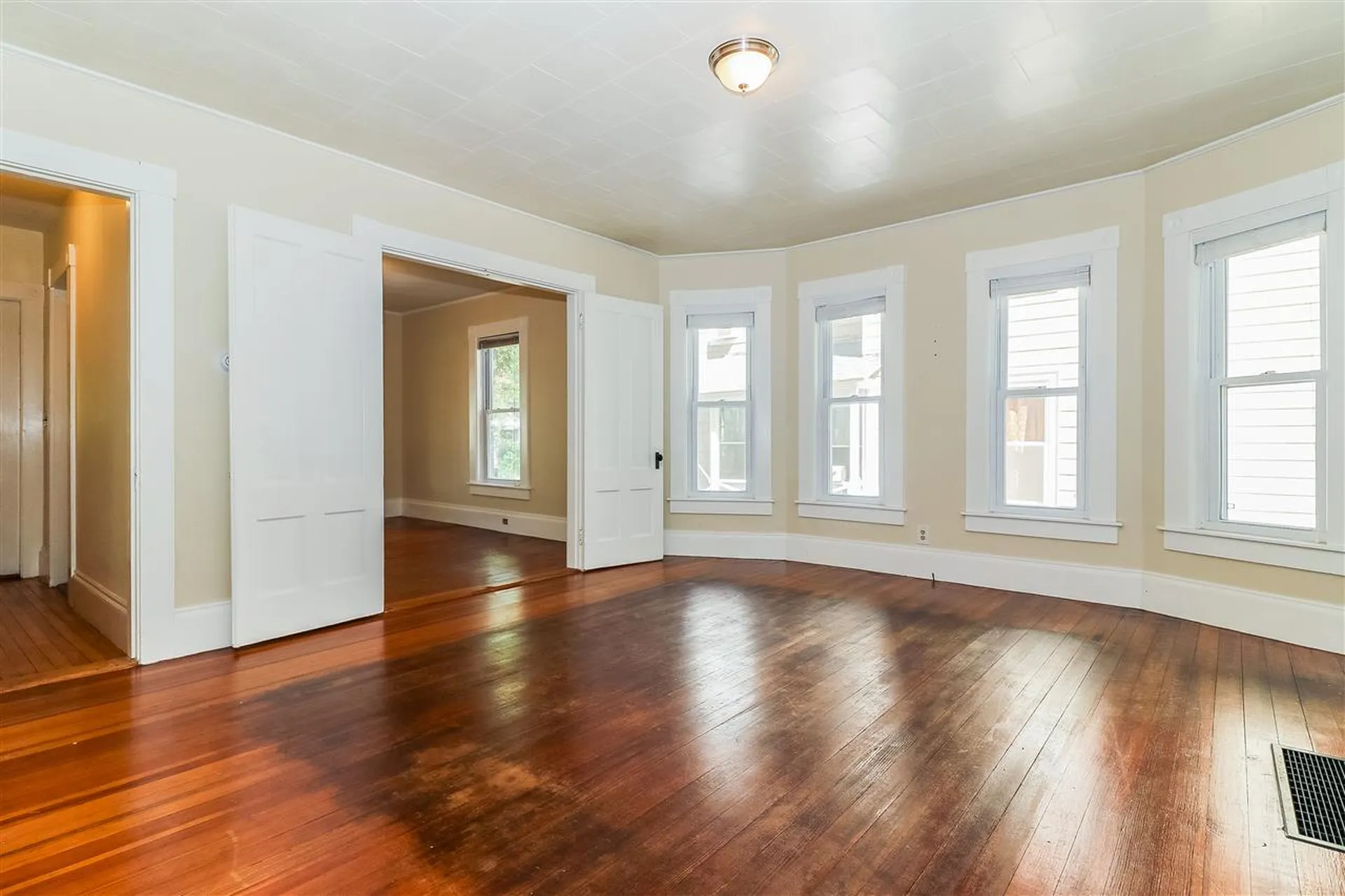 27 Holly Street Concord NH 03301