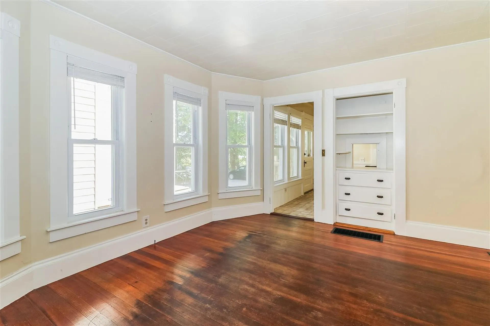 27 Holly Street Concord NH 03301