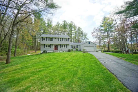 37 Tokanel Drive Londonderry NH 03053