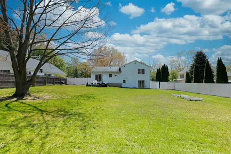 3 Pine Grove Terrace Winooski VT 05404