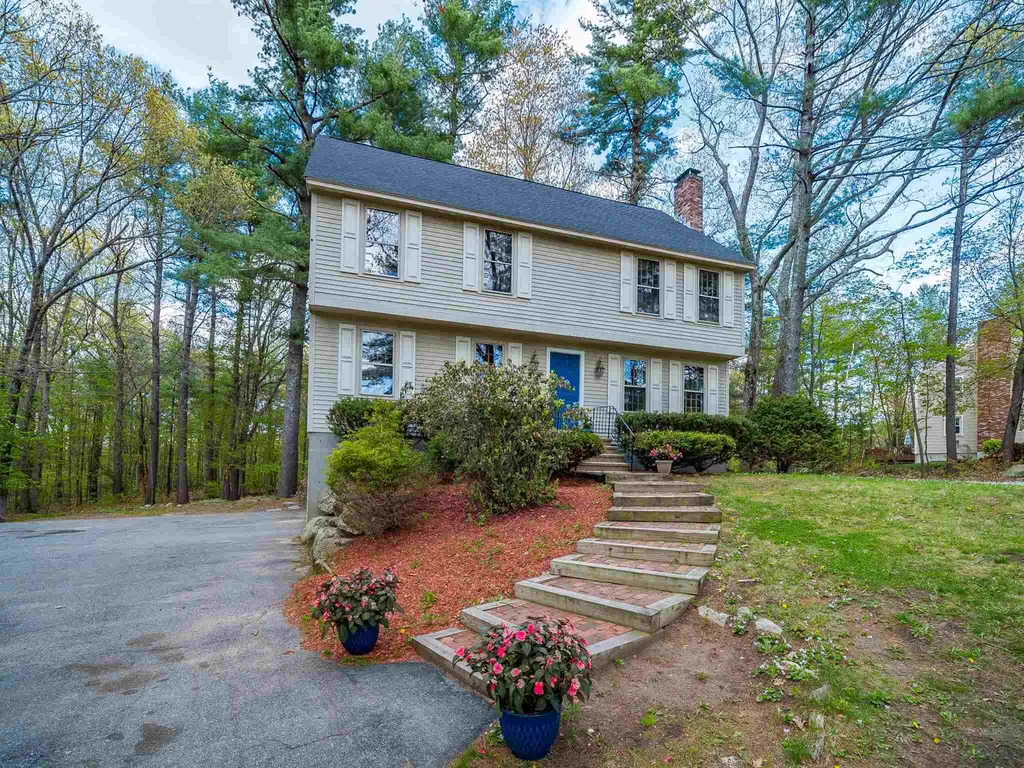 12 Telo Road Windham NH 03087