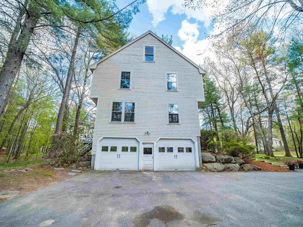 12 Telo Road Windham NH 03087