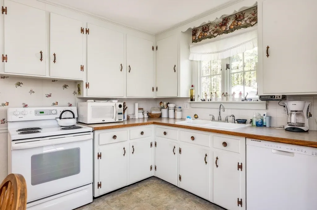 21 Richardson Drive Dover NH 03820
