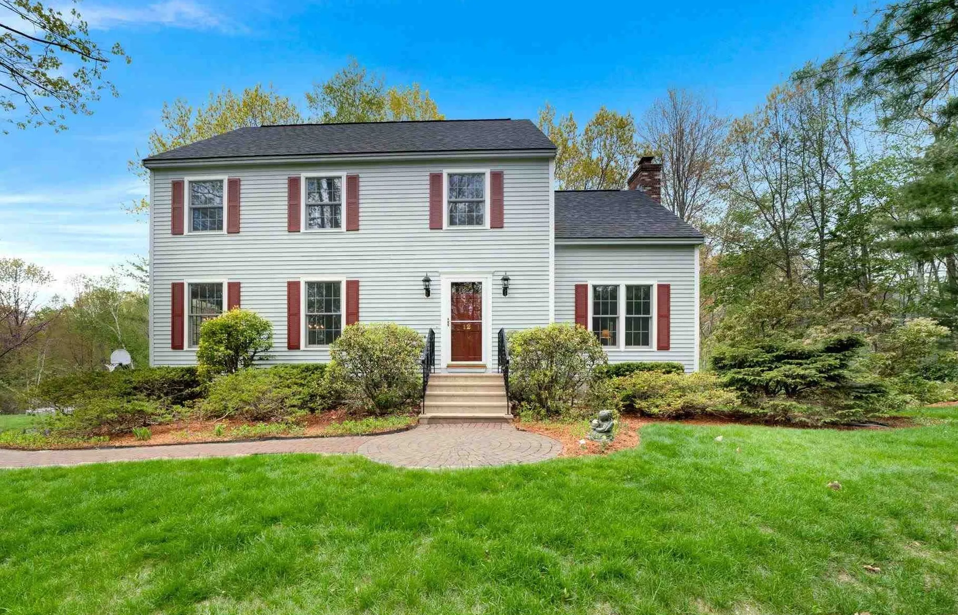 12 Belle Brook Lane Derry NH 03038