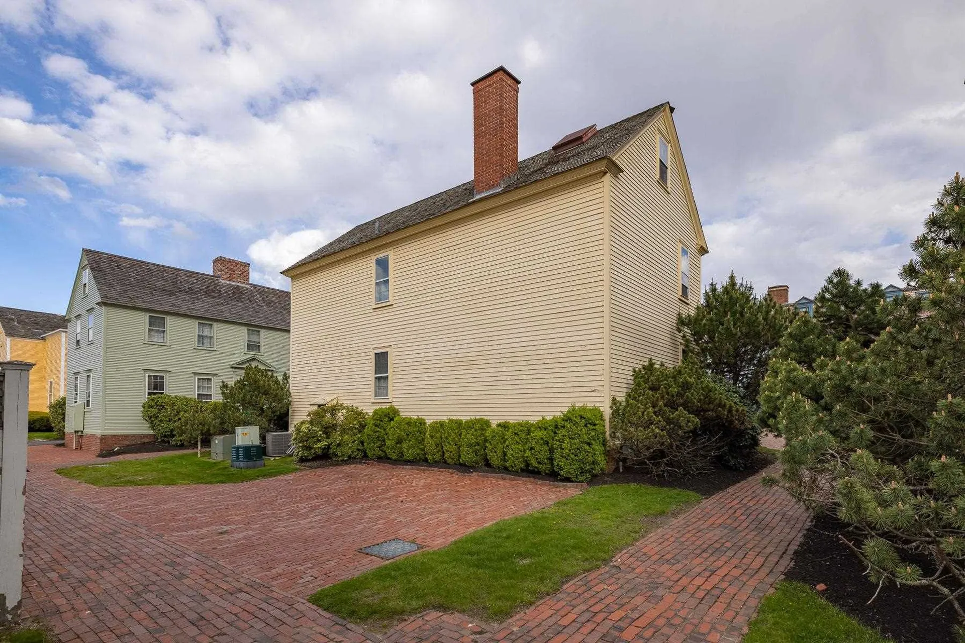 404 The Hill Portsmouth NH 03801