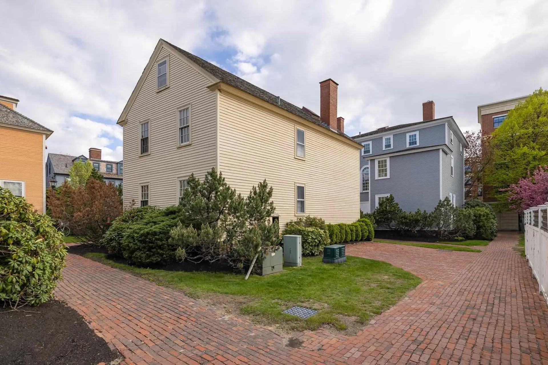 404 The Hill Portsmouth NH 03801