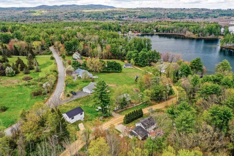 21 Coons Point Road Belmont NH 03220