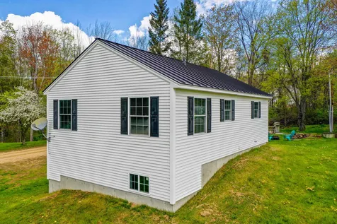 21 Coons Point Road Belmont NH 03220
