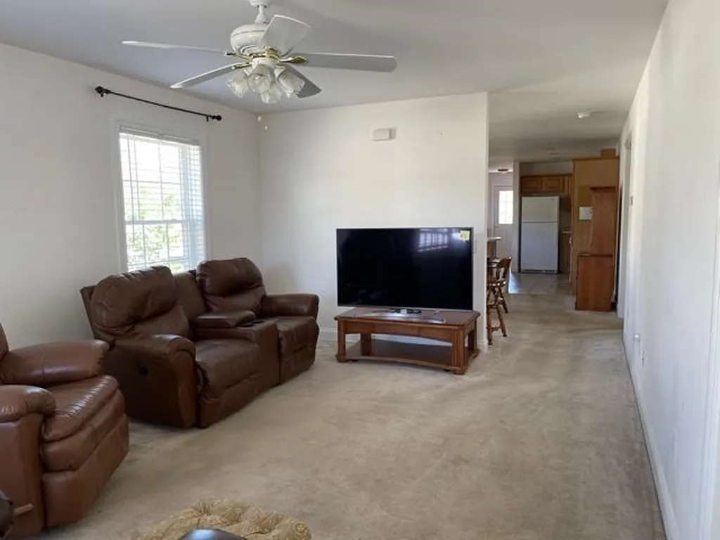 65 Sagewood Circle Hooksett NH 03106