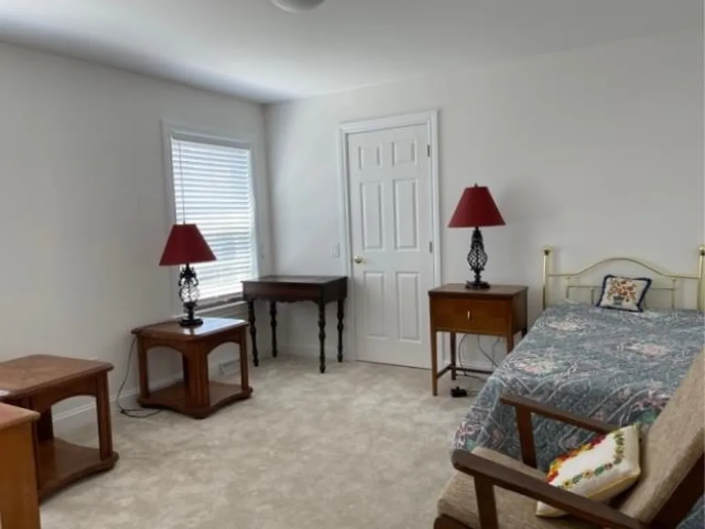 65 Sagewood Circle Hooksett NH 03106