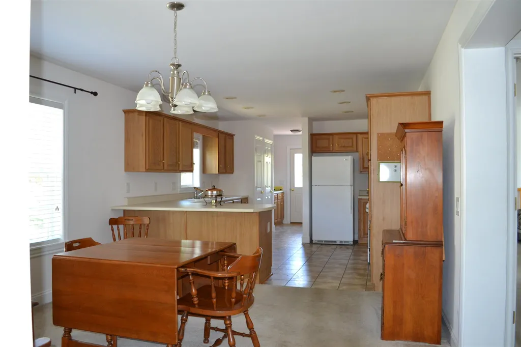 65 Sagewood Circle Hooksett NH 03106
