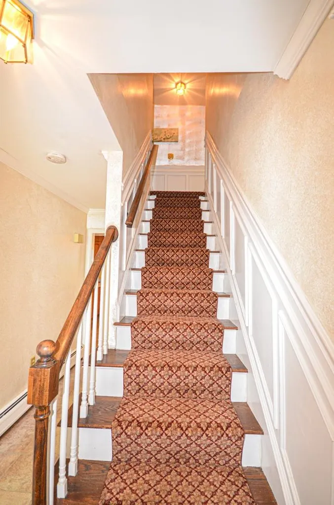 7 Wryan Road Derry NH 03038