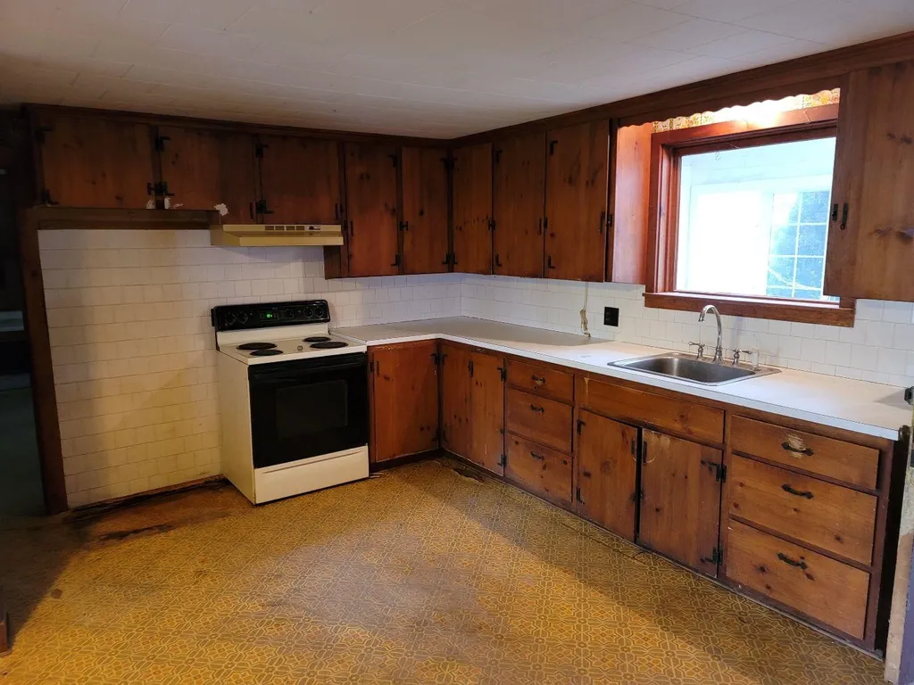 403 Maple Street Hopkinton NH 03229