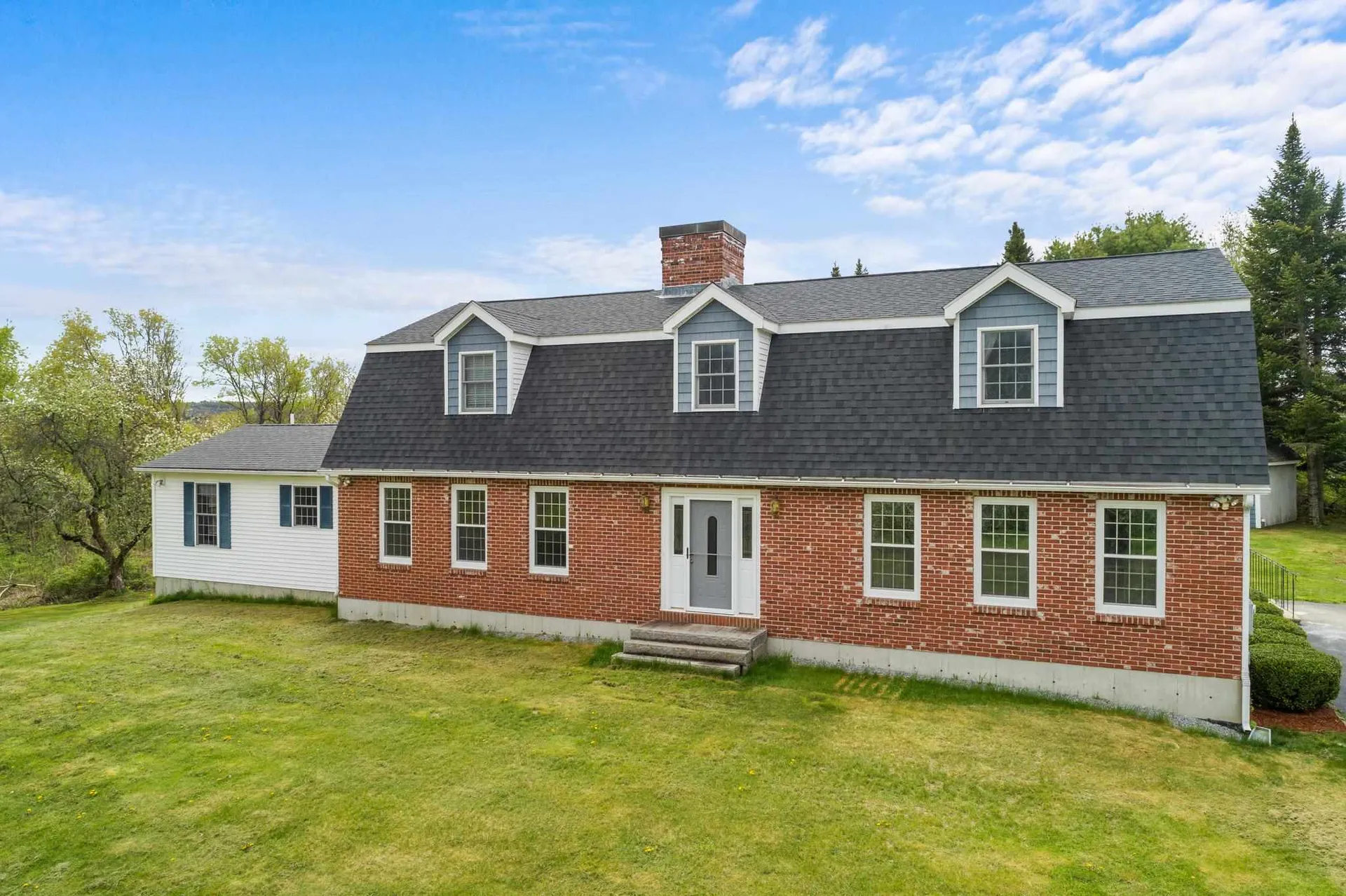 54 Briar Hill Road New Boston NH 03070