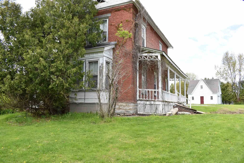 999 Happy Valley Road Middlebury VT 05753
