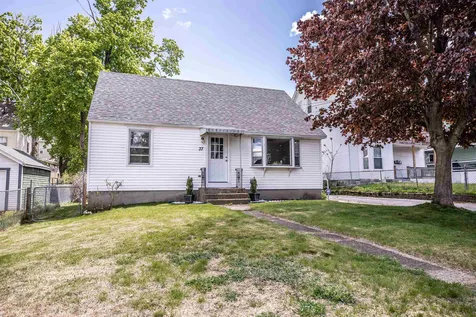 37 Malvern Street Manchester NH 03104