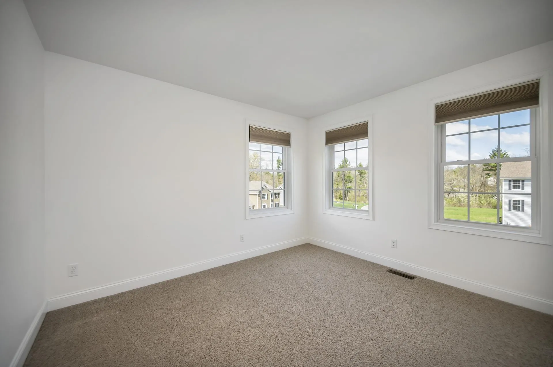 38 Colt Lane Epping NH 03042