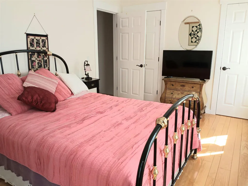 8 Tifft Road Cornish NH 03745