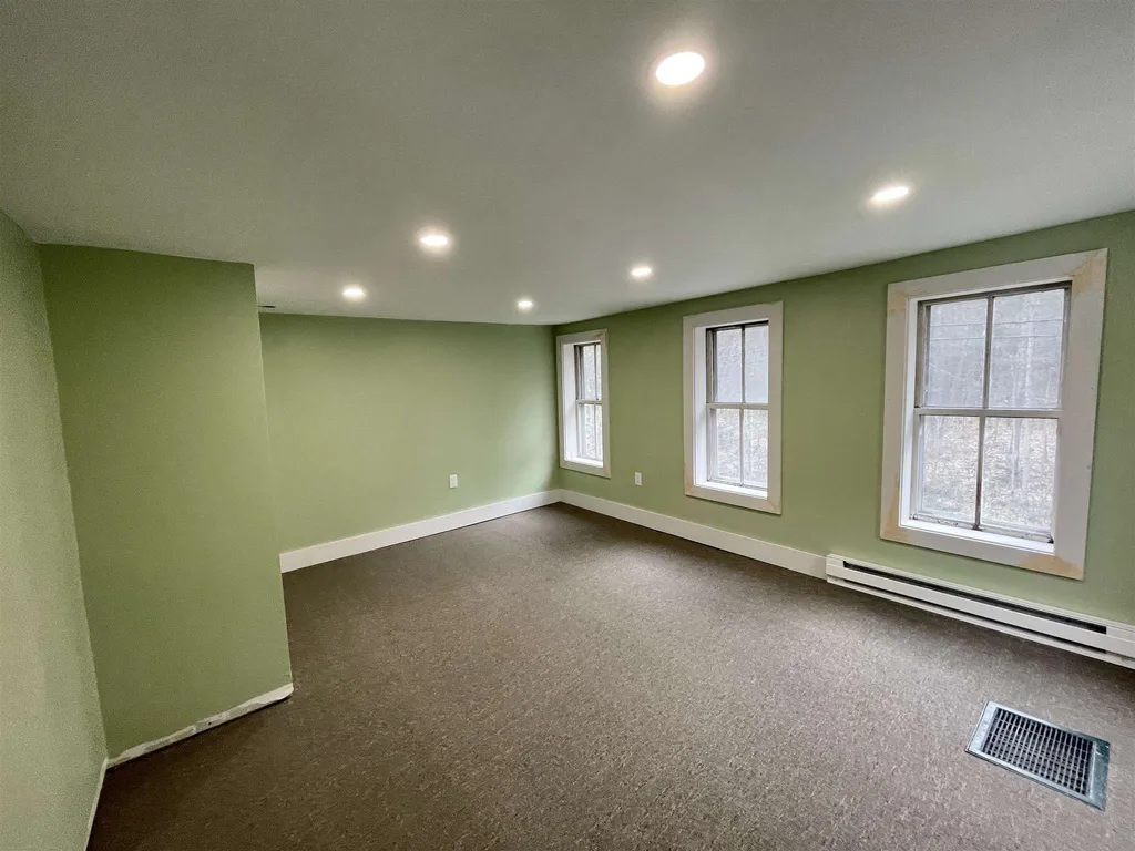 2997 Main Street Springfield NH 03284