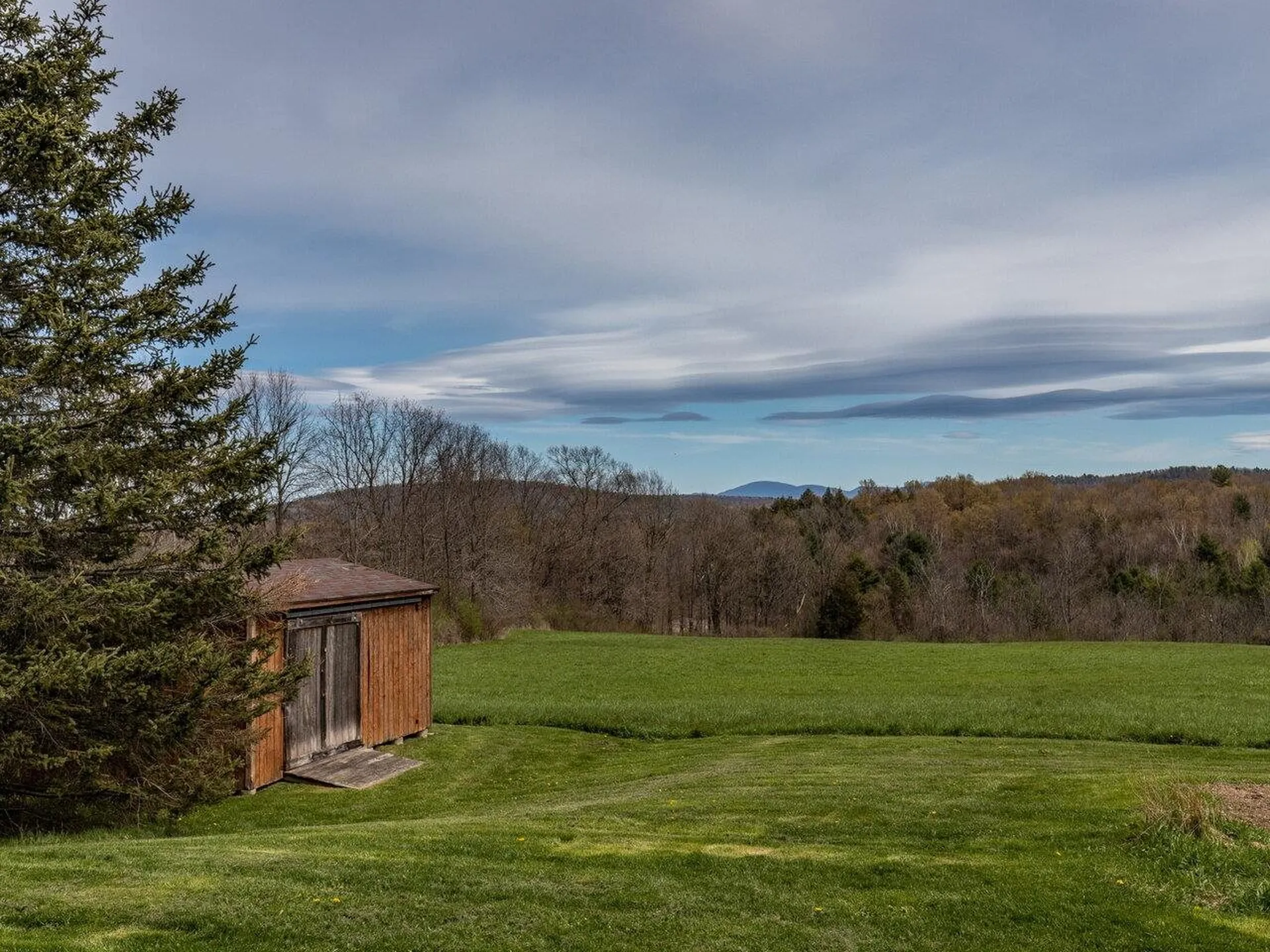 5283 Dorset Street Shelburne VT 05482