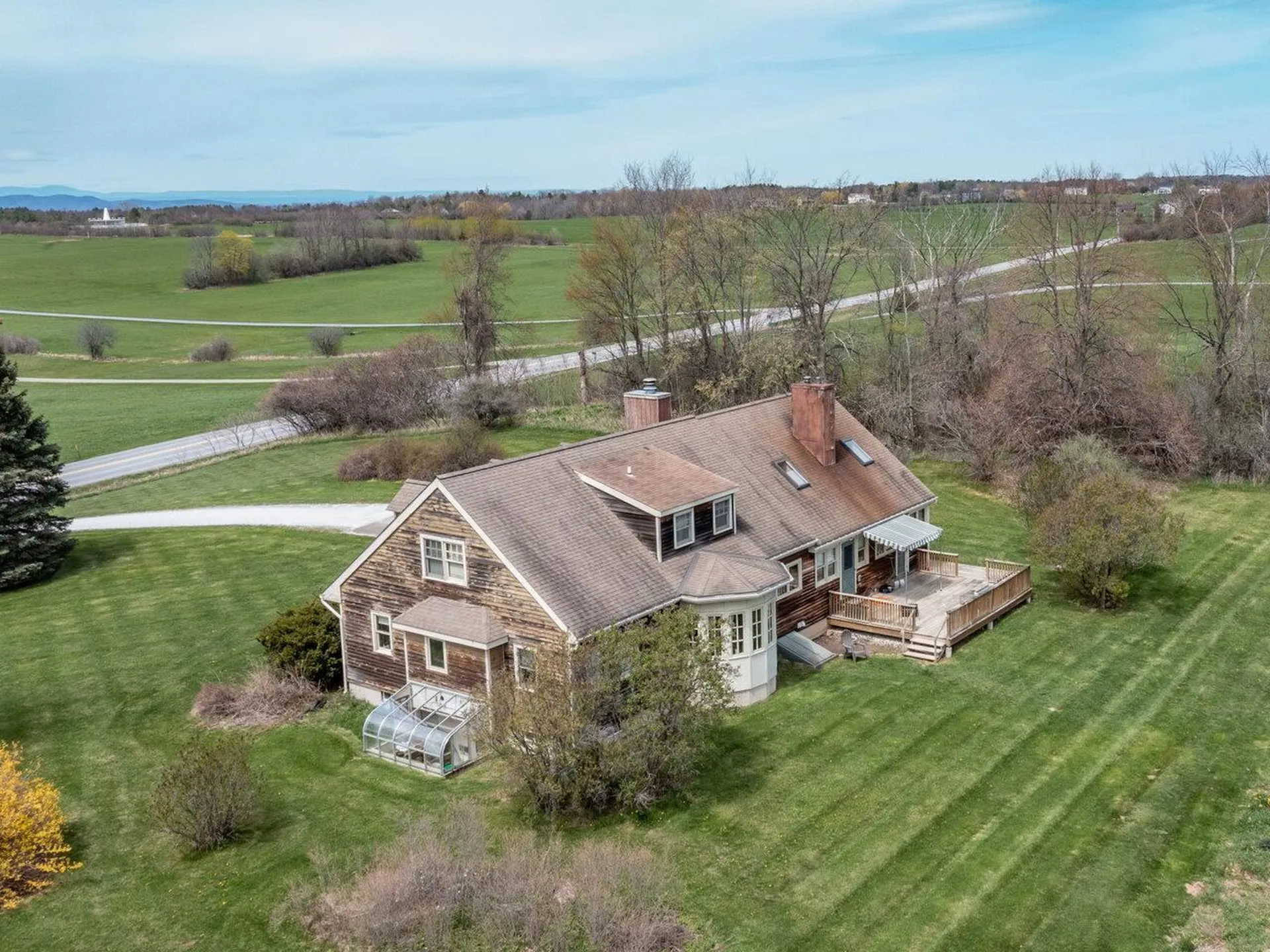 5283 Dorset Street Shelburne VT 05482
