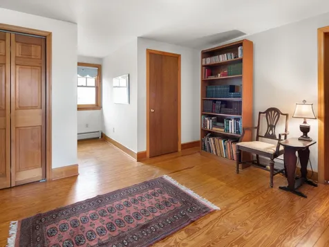 5283 Dorset Street Shelburne VT 05482