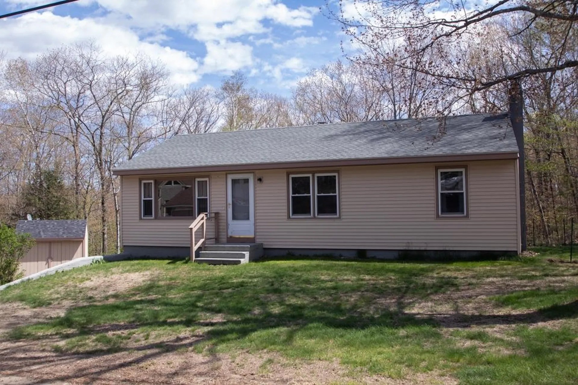 41 Elm Street Milton NH 03851