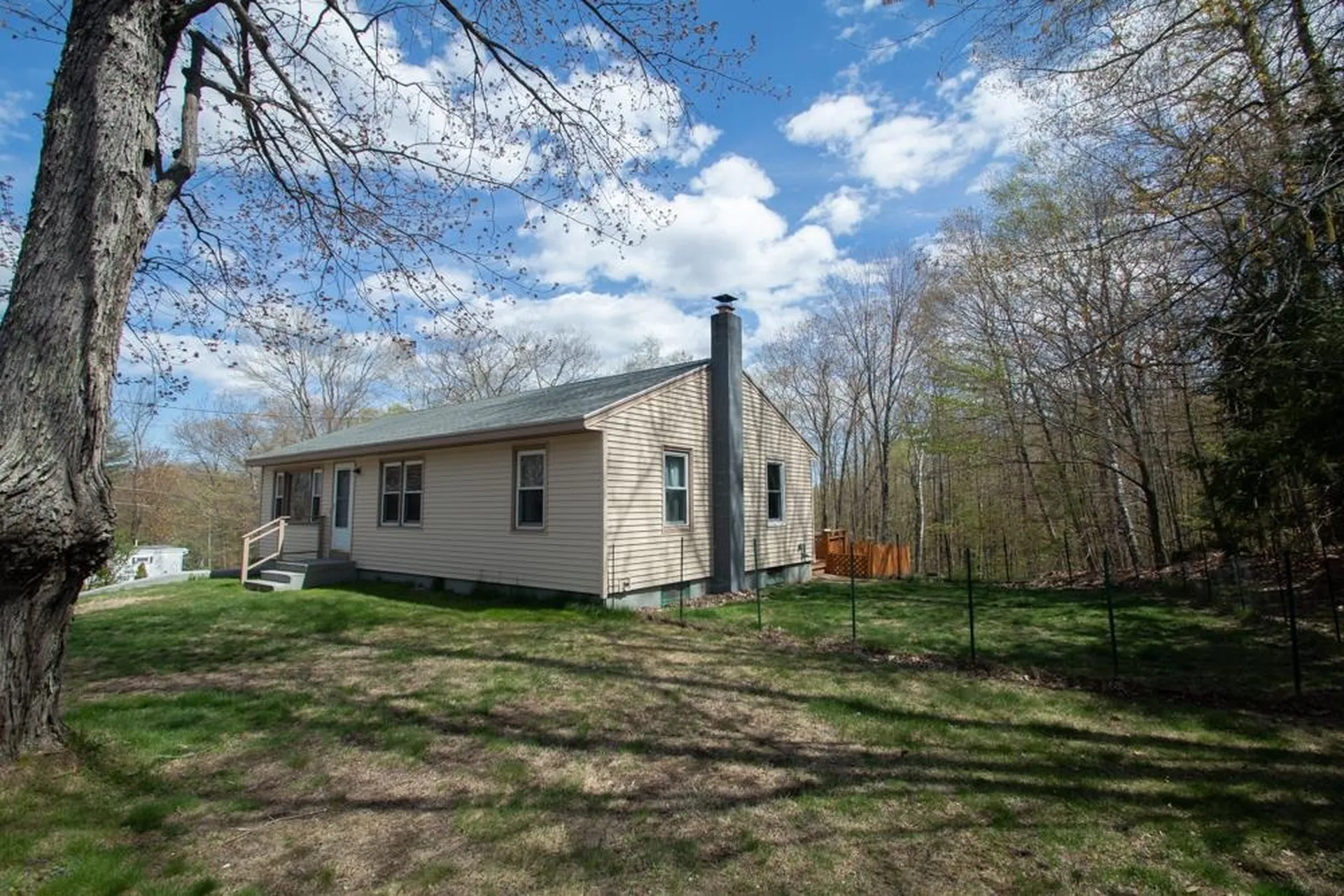 41 Elm Street Milton NH 03851