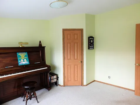 38 Constitution Way Dover NH 03820