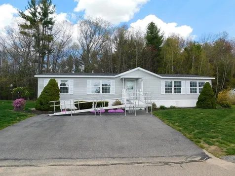 38 Constitution Way Dover NH 03820