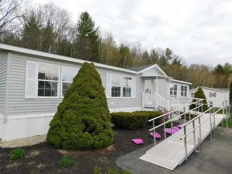 38 Constitution Way Dover NH 03820
