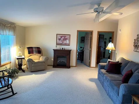 38 Constitution Way Dover NH 03820