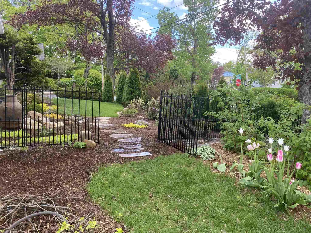 22 Ridge Road Concord NH 03301