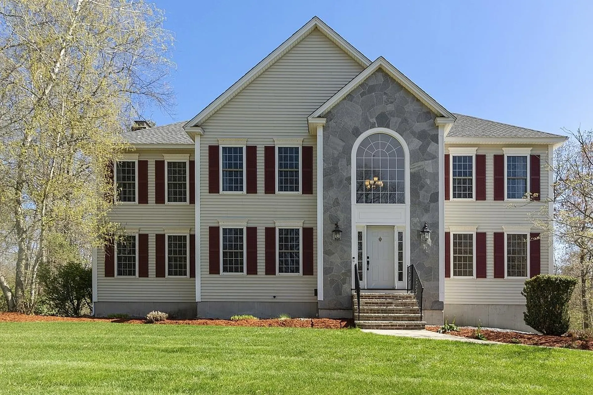 5 Glenwood Road Windham NH 03087
