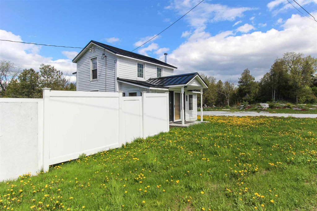45 Us Route 2 Grand Isle VT 05458