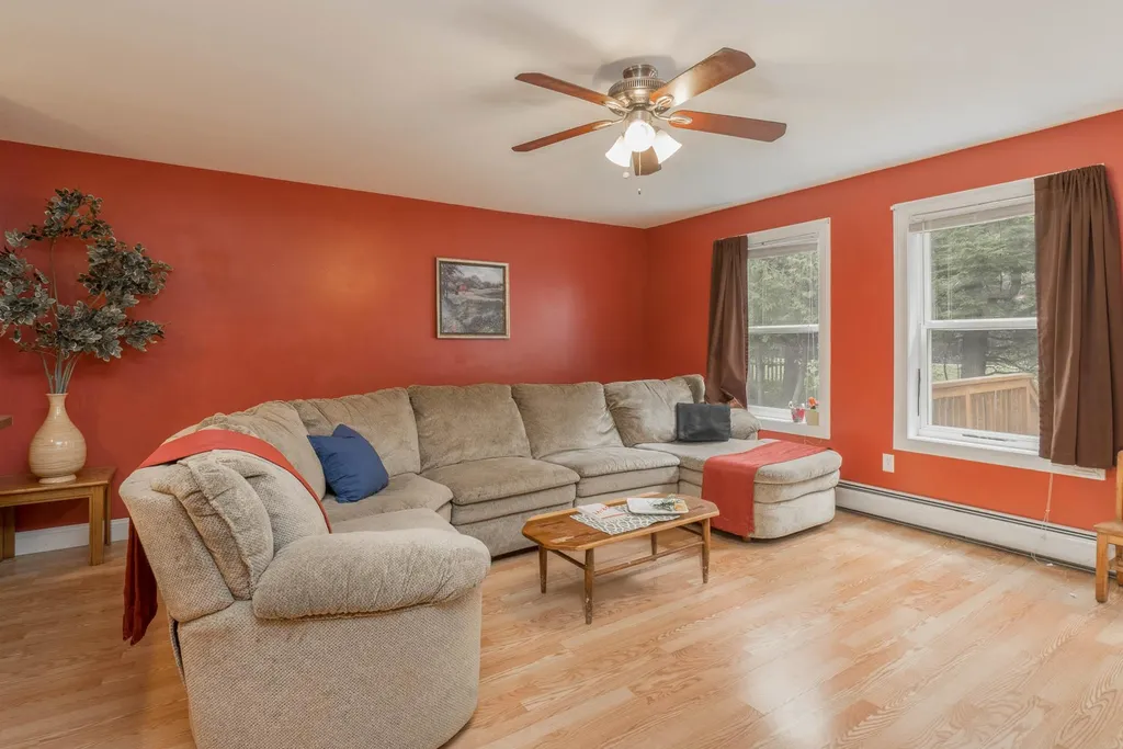 15 East Road Fairfax VT 05454