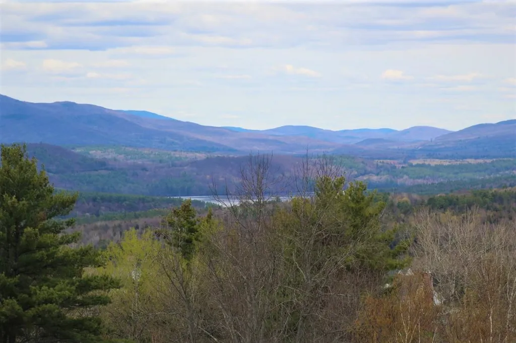 309 Slate Ledge Road Littleton NH 03561