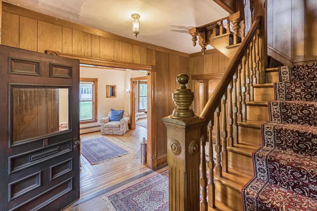 143 N Main Street Lebanon NH 03784