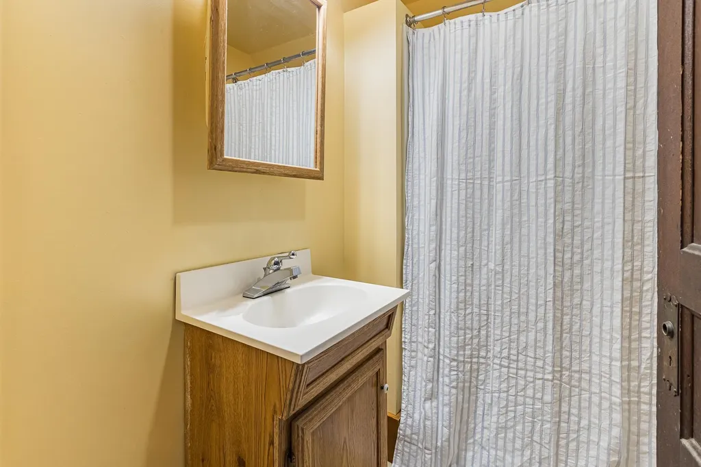 143 N Main Street Lebanon NH 03784