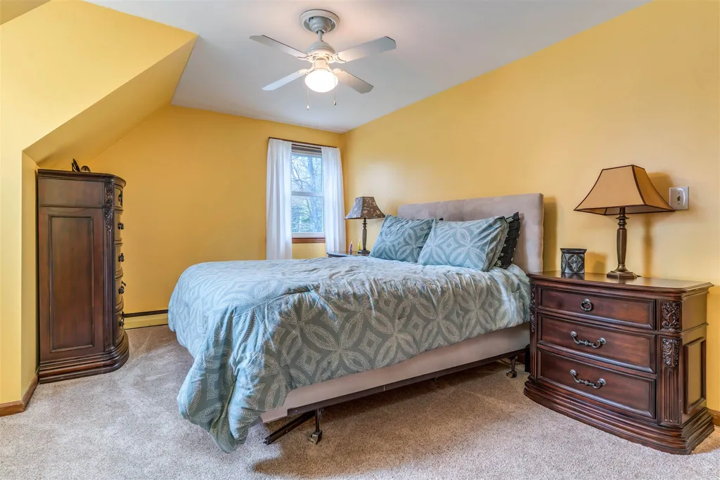 46 Ledgeview Drive Rochester NH 03839