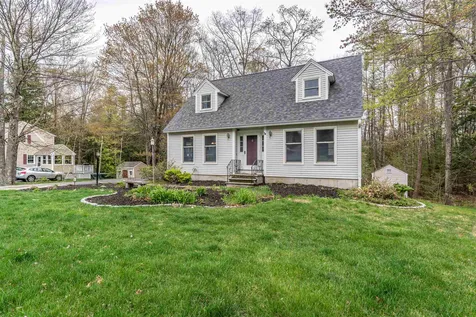 46 Ledgeview Drive Rochester NH 03839