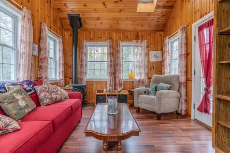 46 Ledgeview Drive Rochester NH 03839